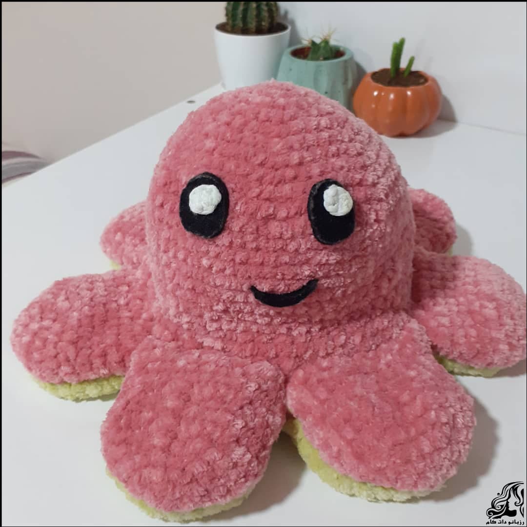 https://up.rozbano.com/view/3353239/Knitted%20octopus%20doll.jpg