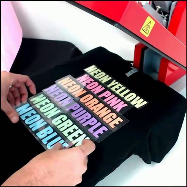 https://up.rozbano.com/view/3353794/Everything%20about%20T-shirt%20printing.jpg