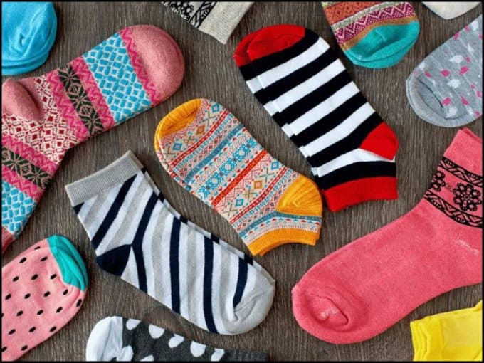 https://up.rozbano.com/view/3411166/Types%20of%20womens%20socks%20and%20their%20introduction.jpg