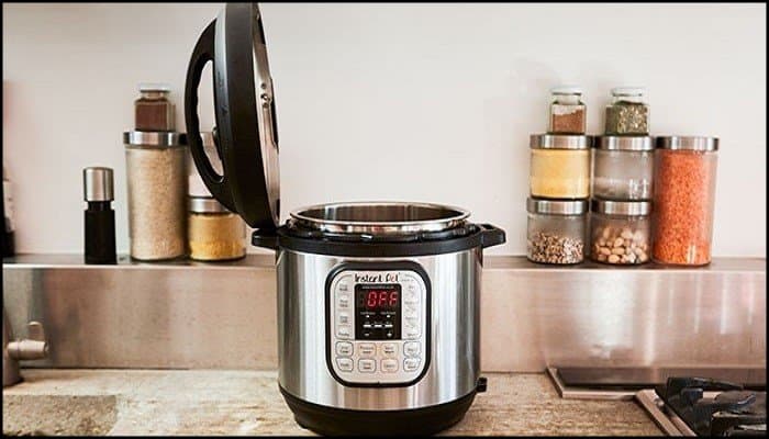 https://up.rozbano.com/view/3527926/Buying%20guide%20for%20pressure%20cookers%20and%20rice%20cookers.jpg