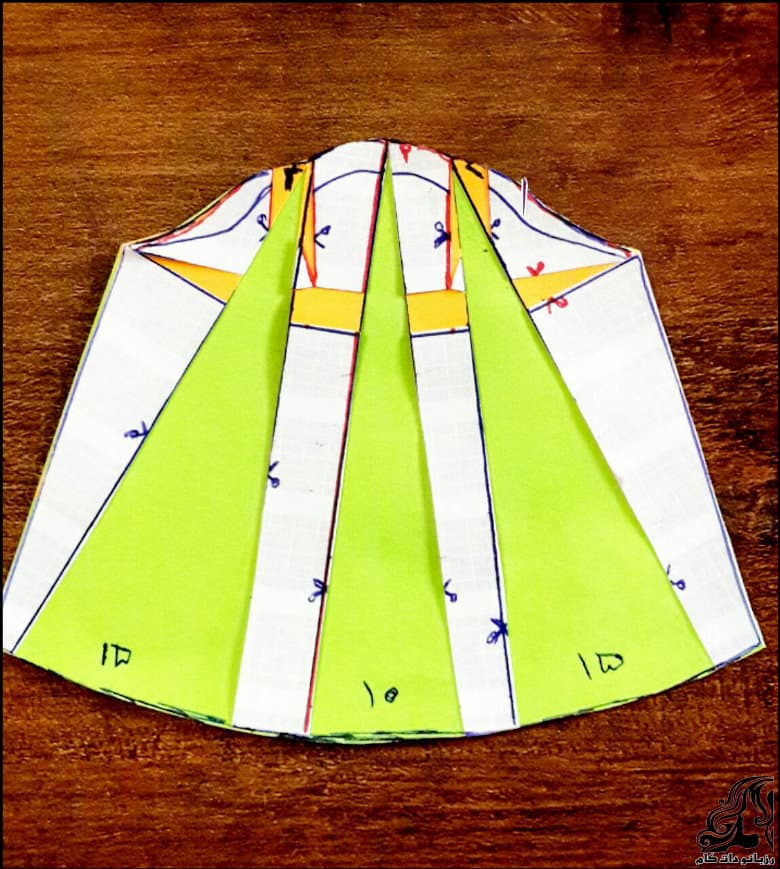 https://up.rozbano.com/view/3635156/Paper%20sewing%20funnel%20sleeves%20tutorial-06.jpg