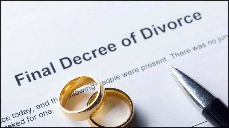 https://up.rozbano.com/view/3710326/12%20of%20the%20most%20important%20reasons%20for%20divorce%20in%20Iran-03.jpg
