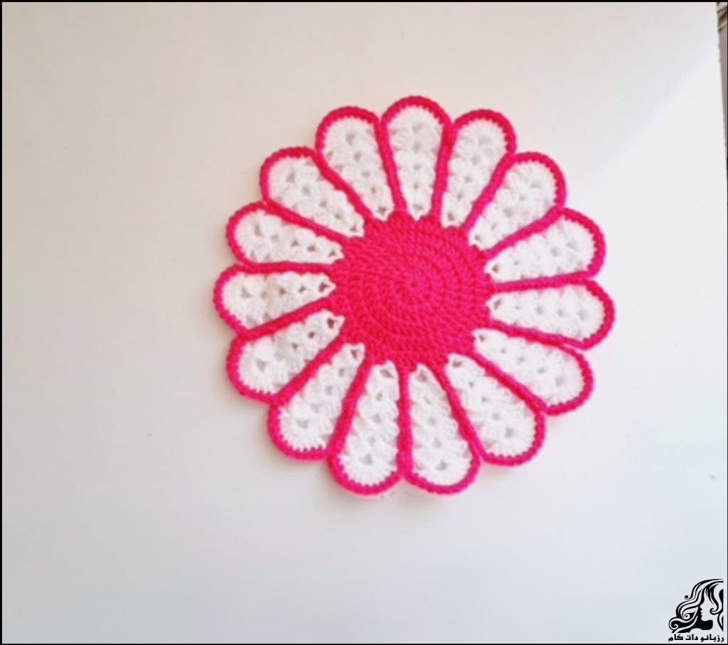 https://up.rozbano.com/view/3717075/knitted%20Handle%20in%20the%20shape%20of%20a%20flower%20tutorial.jpg