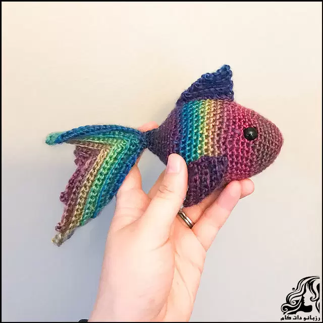 https://up.rozbano.com/view/3808755/crochet%20little%20fish%20tutorial.webp