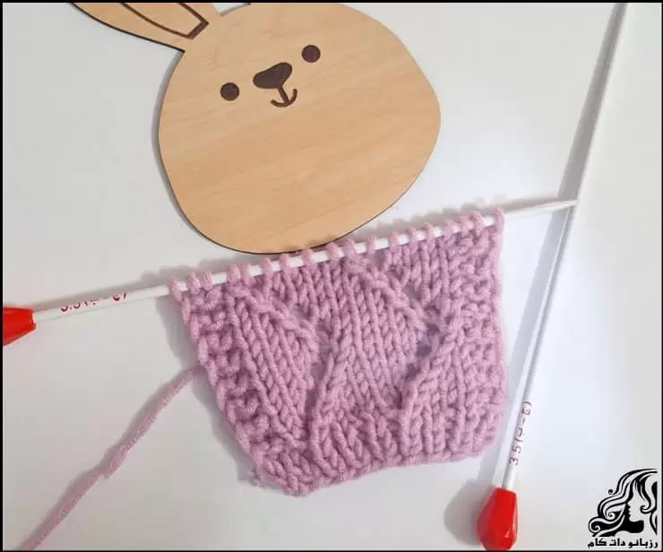 https://up.rozbano.com/view/3841646/crochet%20zigzag%20lace%20tutorial.webp
