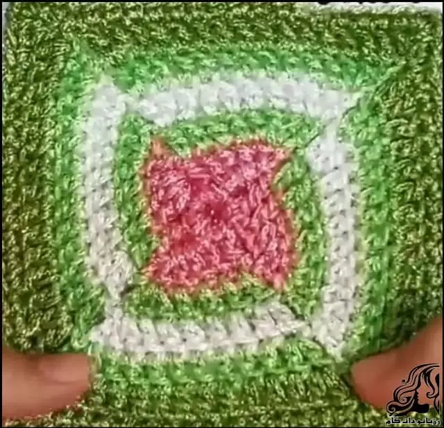 https://up.rozbano.com/view/3845405/crochet%20Rotational%20weaving%20technique%20tutorial.webp